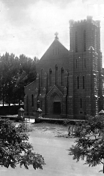 1933_st_marys_cathedral_front