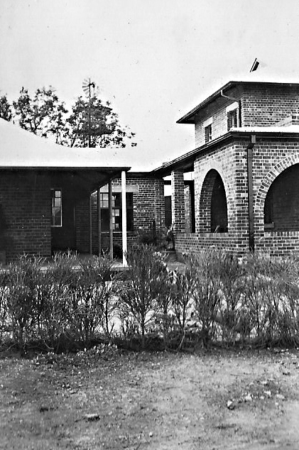 1935_chapel_parish_house_cmm_house