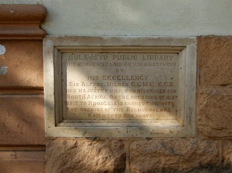 bdg_lib_foun_library_entrance_1897