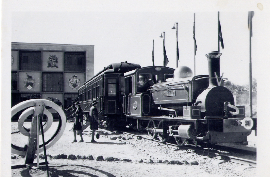 tf_1953_locomotive