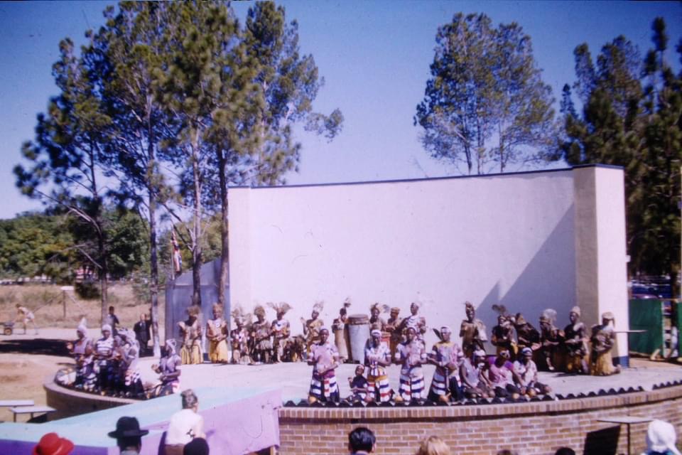 tf_1960_amphitheatre_stage