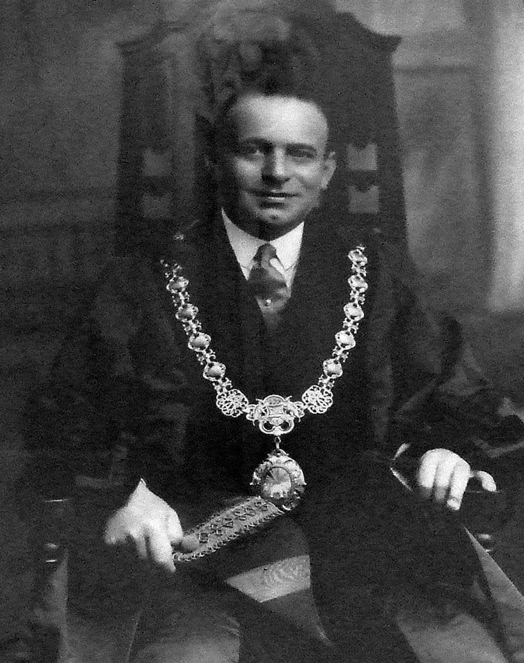 ed_mayor_1927-29_ellenbogen.JPG